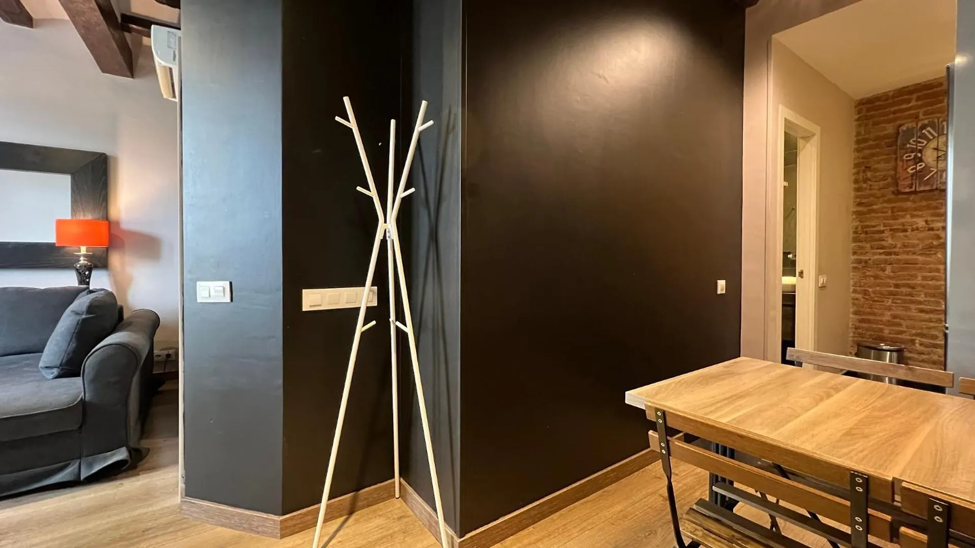 Stay U-Nique Apartments Est Barcelona